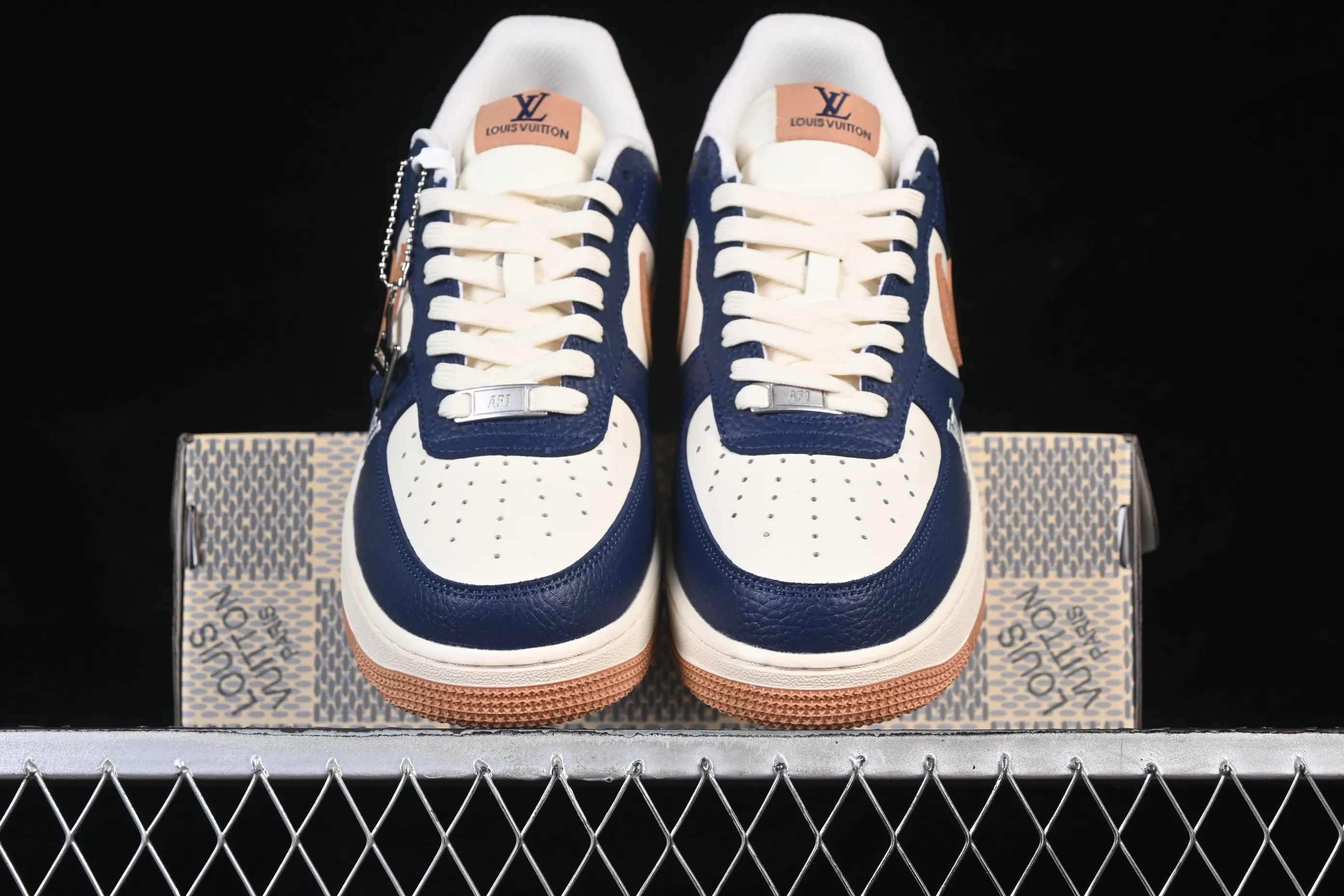 All categories Nk Air Force 1 Air Force series Nk Air Force 1 Low Air Force low-top Nike Air Force 1'07 Low LV joint dusk blue apricot brown Air Force 1 low-top casual sneakers NH0601-585